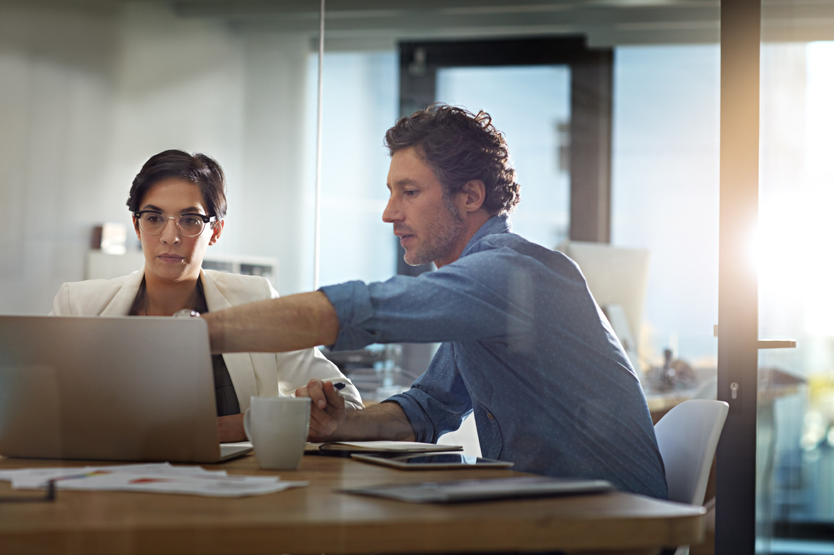 Understanding HR Challenges in Construction Industry: Problems and Solutions