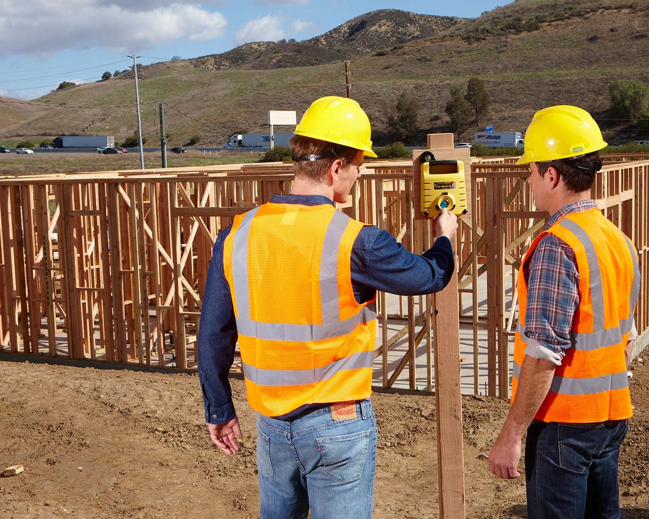 Rugged Timeclock | Hornet Construction Job Clock
